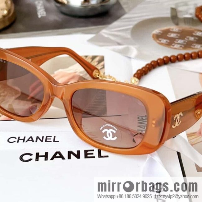 Chanel women\'s sunglasses - Image 6