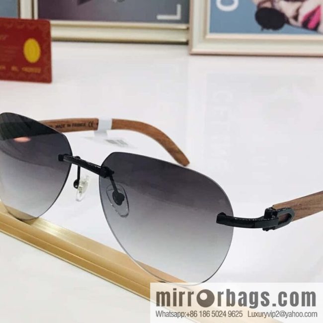 Cartier Wooden temple Unisex sunglasses - Image 2
