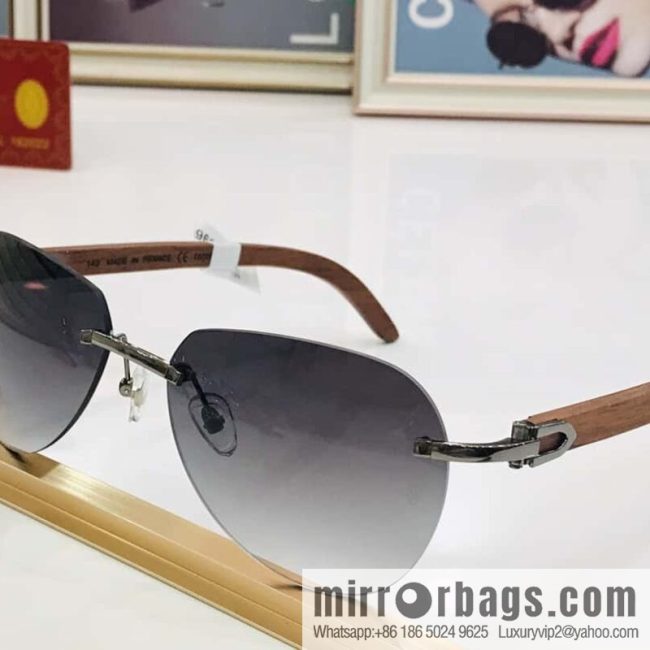 Cartier Wooden temple Unisex sunglasses - Image 6