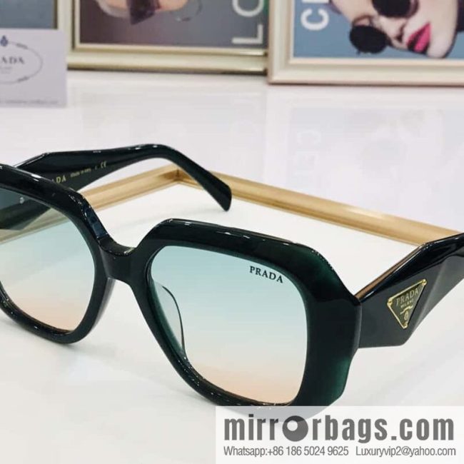 Prada large frame unisex sunglasses - Image 7