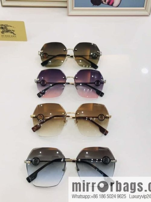 Burberry Burberry Versatile Women\'s Sunglasses