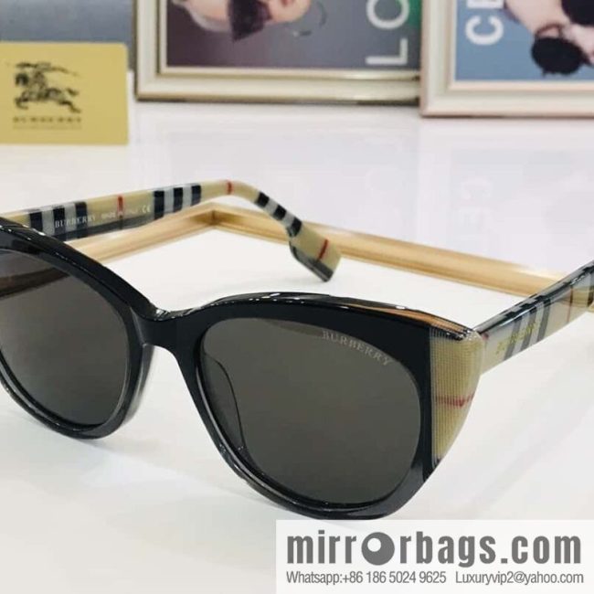 Burberry color matching plate frame unisex sunglasses - Image 2