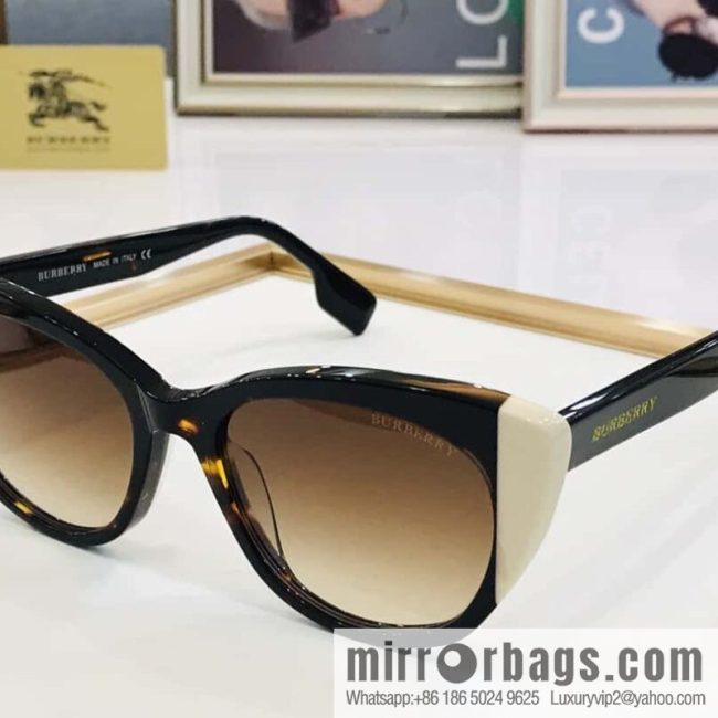 Burberry color matching plate frame unisex sunglasses - Image 3