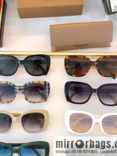 Burberry classic plaid women\'s sunglasses
