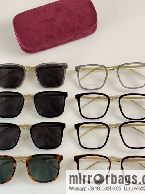 GUCCI Gucci Large Square Unisex Sunglasses