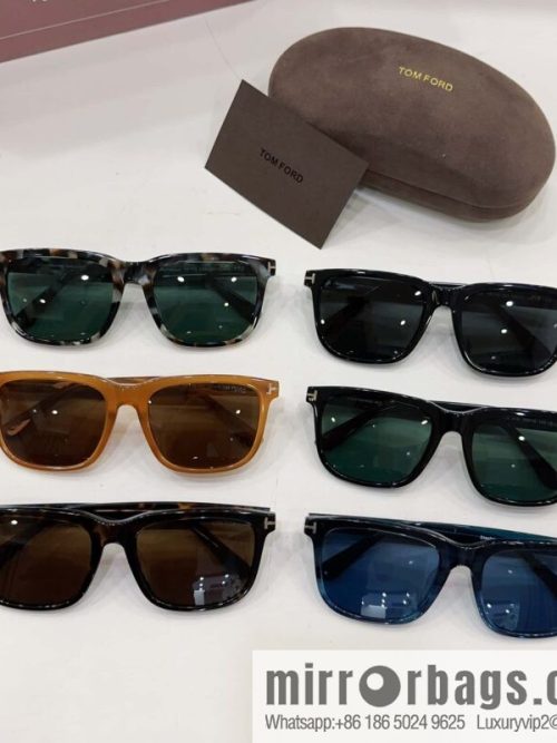 TOM FORD Tom Ford Square Unisex Sunglasses