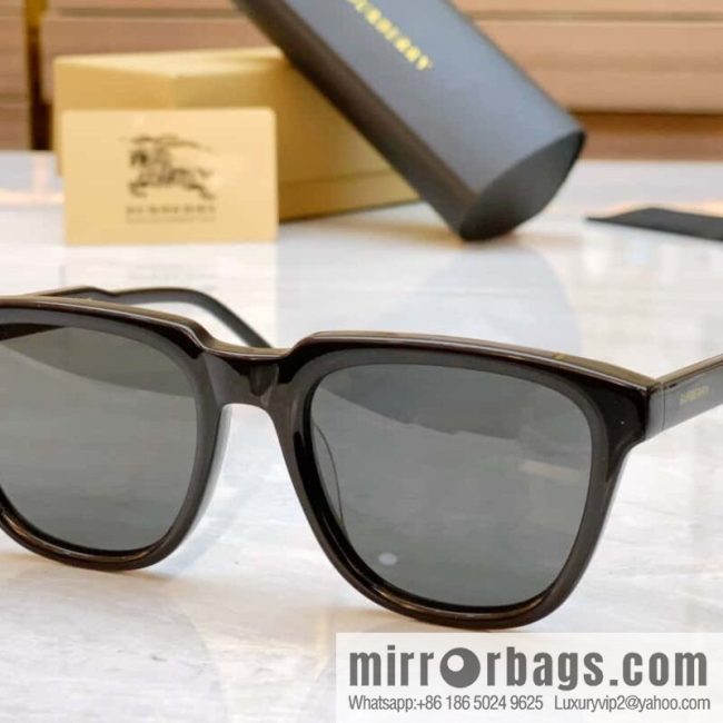 Burberry\'s new unisex sunglasses - Image 6