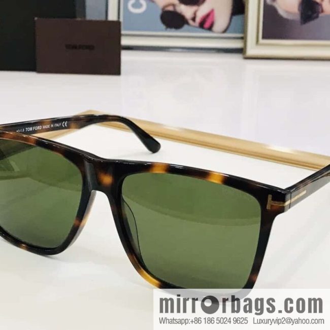 TOM FORD Tom Ford Large Frame Unisex Sunglasses - Image 7