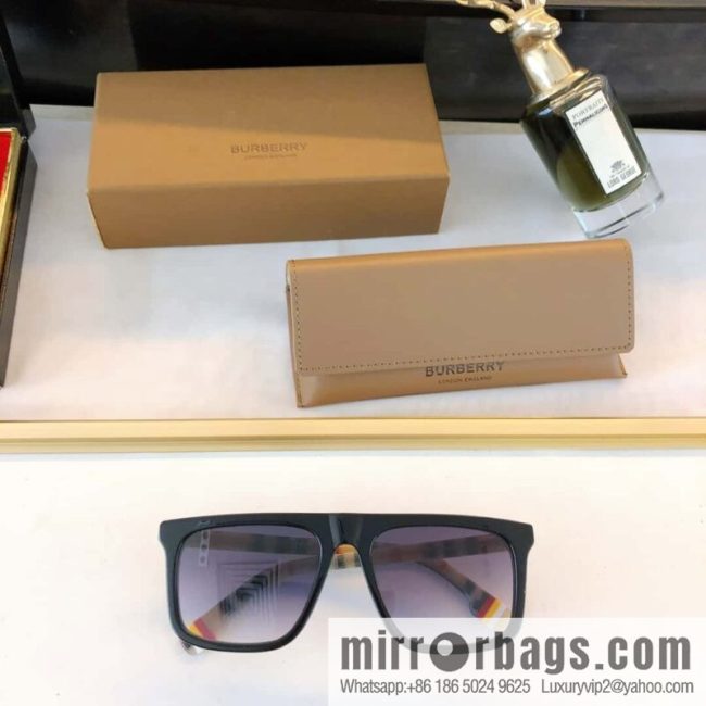 Burberry Burberry Square Unisex Sunglasses - Image 4