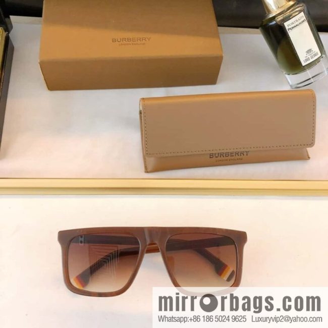 Burberry Burberry Square Unisex Sunglasses - Image 7