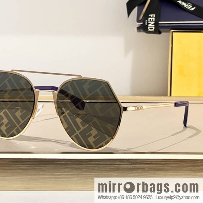 Fendi irregular metal frame unisex sunglasses - Image 3