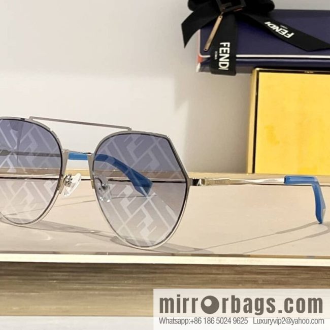 Fendi irregular metal frame unisex sunglasses - Image 5