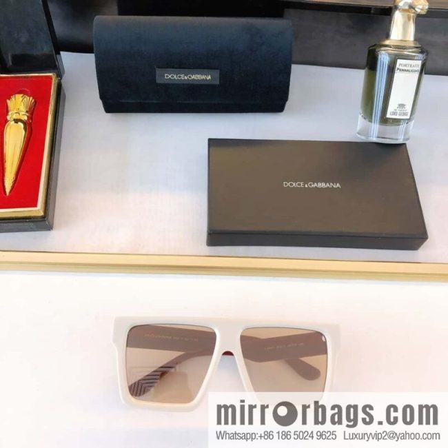 D & G Dolce & Gabbana New Box Unisex Sunglasses - Image 4