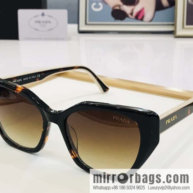 Prada large frame unisex sunglasses - Image 5