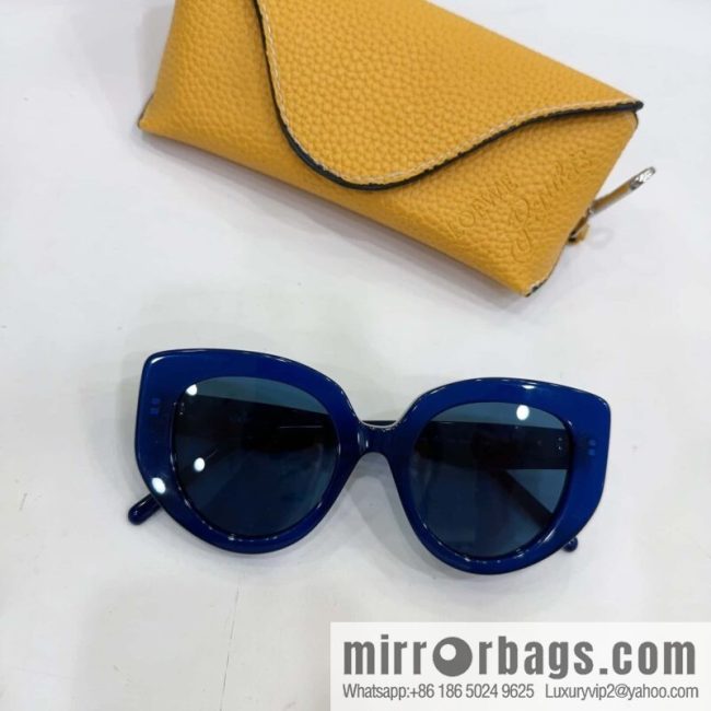 LOEWE Square Unisex Sunglasses - Image 2