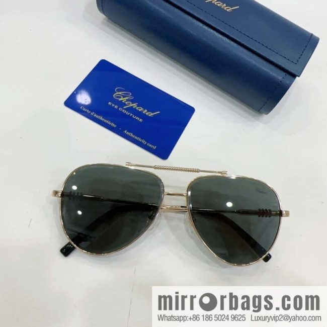 Chopard Round Frame Unisex Sunglasses - Image 2