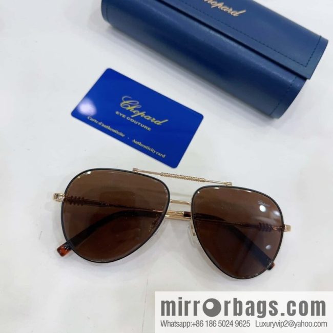 Chopard Round Frame Unisex Sunglasses - Image 5