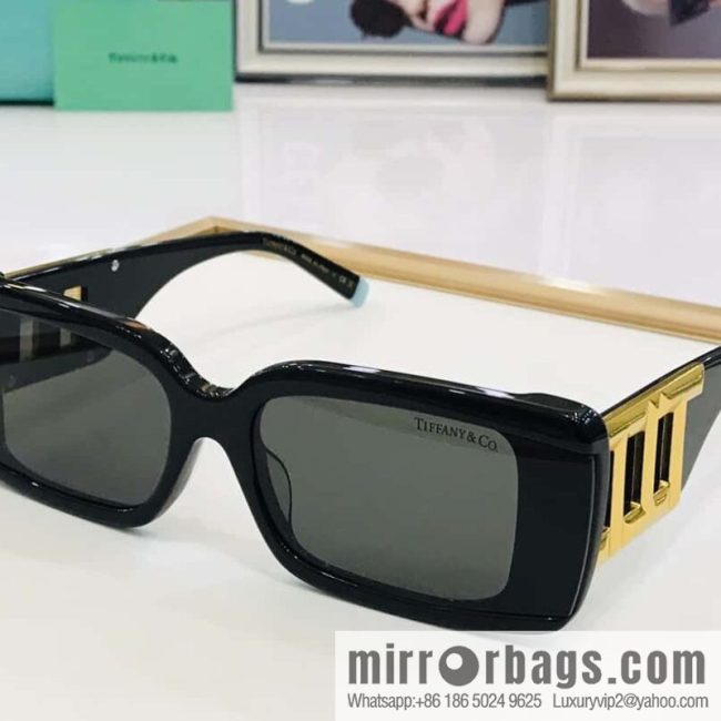 Tiffany & CO. Tiffany Fashion Sunglasses Holder Sunglasses - Image 2