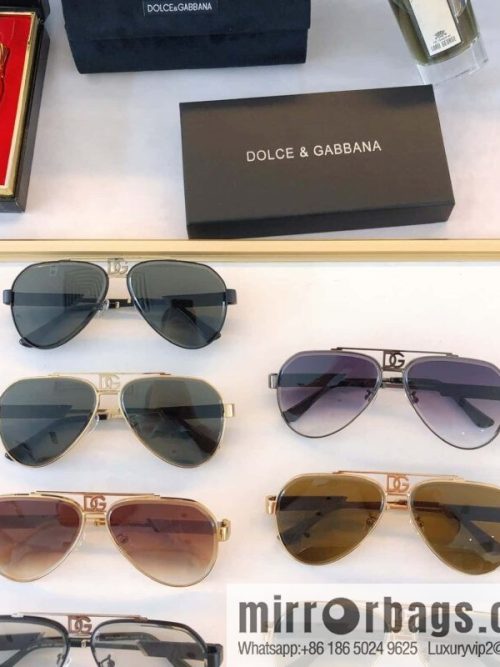 DOLCE & GABBANA Dolce & Gabbana toad-shaped unisex sunglasses
