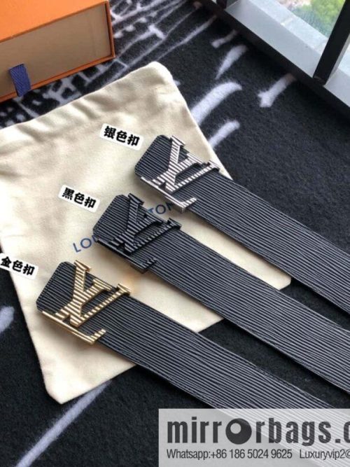 LV Initiales. 40mm water ripple belt M9229
