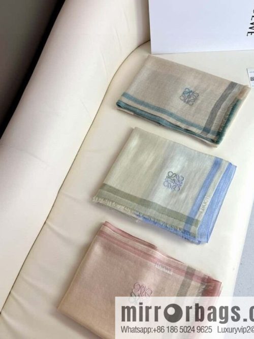 LOEWE LW light plaid long towel