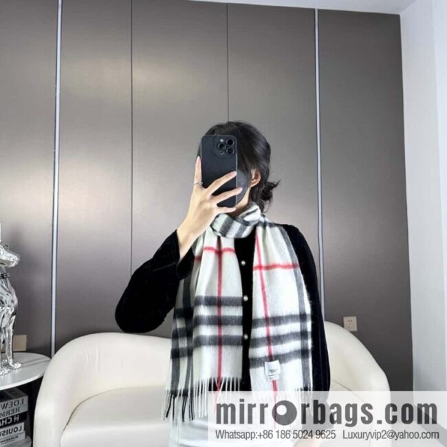 Burberry Burberry 2023 ace word-of-mouth burberry deep water ripple classic cashmere plaid scarf