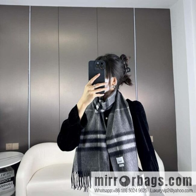 Burberry Burberry 2023 ace word-of-mouth burberry deep water ripple classic cashmere plaid scarf