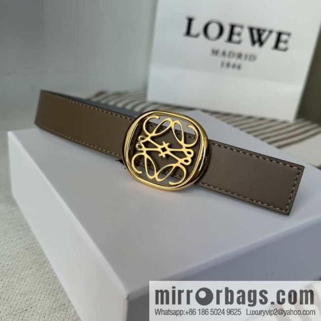 LOEWE Luo Yiwei\'s new belt smooth cow leather double-sided belt 2.8CM. - Image 8
