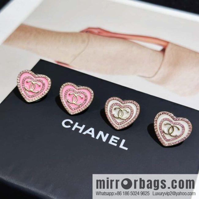 ❗️New ❗️☀️ new ☑️ Chanel C1 double c peach heart love stud earrings ☀️
