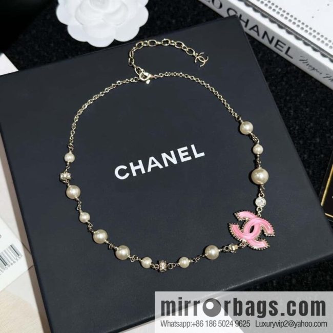 ❗️New ❗️ Chanel necklace ☀️ new ☑️ Chanel pearl pink double c necklace ☀️