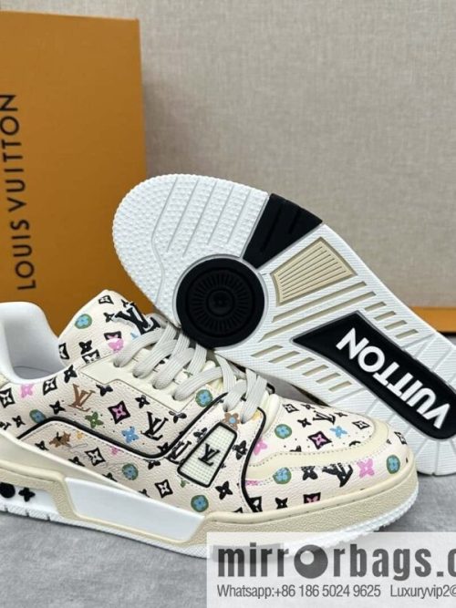💋💍L new TRAINER sports shoes series 1ACXBE LV TRAINER sports shoes
