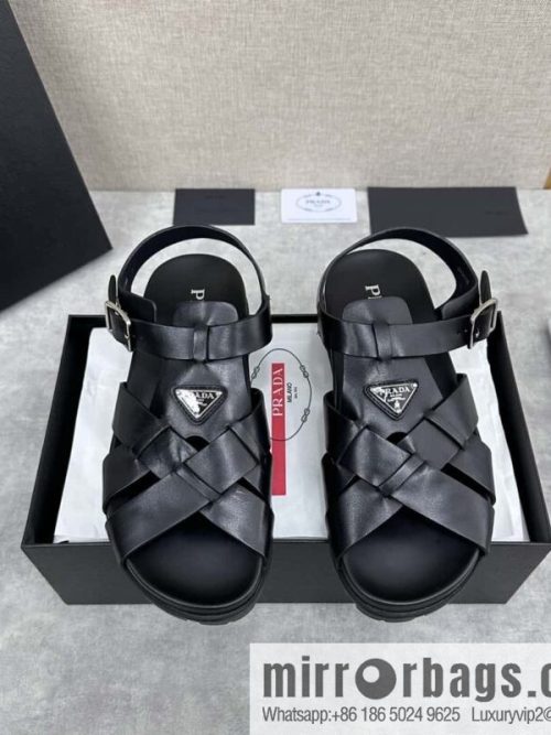 💋💍P\'s new Prada * Prada-da, new men\'s leather cross-woven sandals