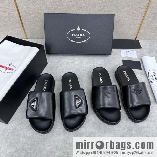 💋💍P new Prada * Prada-da, new men\'s leather one-word sandals