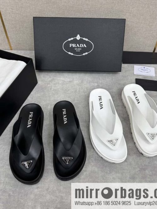 💋💍P new Prada * Prada-da, new men\'s leather flip-flops
