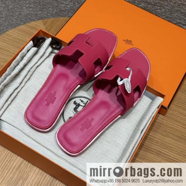 HERMES 181 Oran sandals, palm print cowhide/Epsom rose red/Rose red