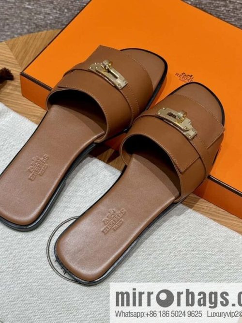 HERMES 183Kelly tow sandals Giulia calfskin /Calfskin gold brown/ck37/gold