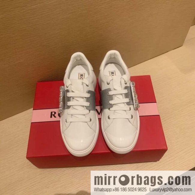 RV Top Version Diamond Buckle Casual Roger vivier Spring/Summer 2024 🍃 Diamond Buckle Casual
