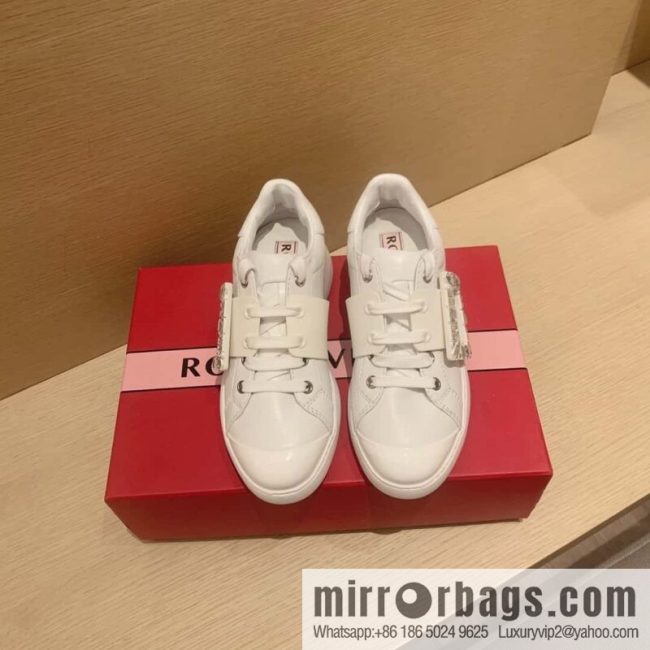 RV Top Version Diamond Buckle Casual Roger vivier Spring/Summer 2024 🍃 Diamond Buckle Casual