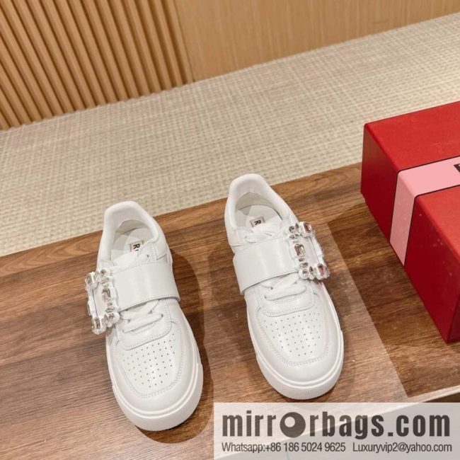 𝐑𝐨𝐠𝐞𝐫 𝐕𝐢𝐯𝐢𝐞𝐫# Roger Vivia new Zhou Dongyu~ Tang Yan~ Linda the same style, dream shoes RV square buckle white shoes
