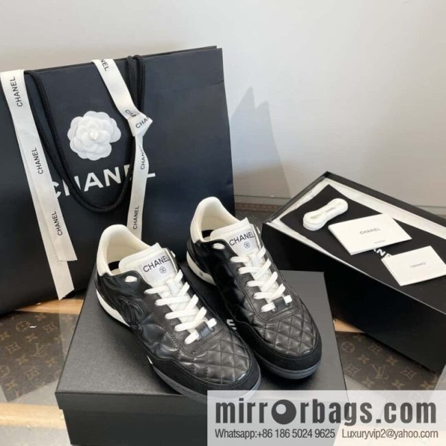 CHANEL Xiaoxiang Latest rhombus third generation, double C football shoes⚽