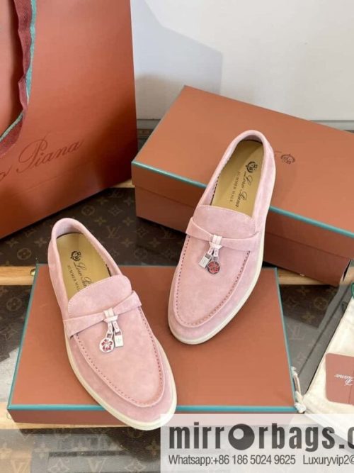 𝐋𝐨𝐫𝐨 𝐏𝐢𝐚𝐧𝐚||𝟐𝟎𝟐𝟒 𝐬𝐮𝐦𝐦𝐞𝐫 𝐰𝐚𝐥𝐤 Holiday Series Light Peony Powder Loafers