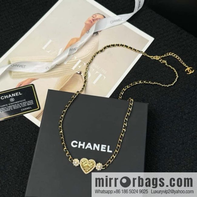 ❗️New ❗️ Chanel belt belt chain ☀️ new ☑️ Chanel double c gold diamond peach heart love belt belt chain ☀️