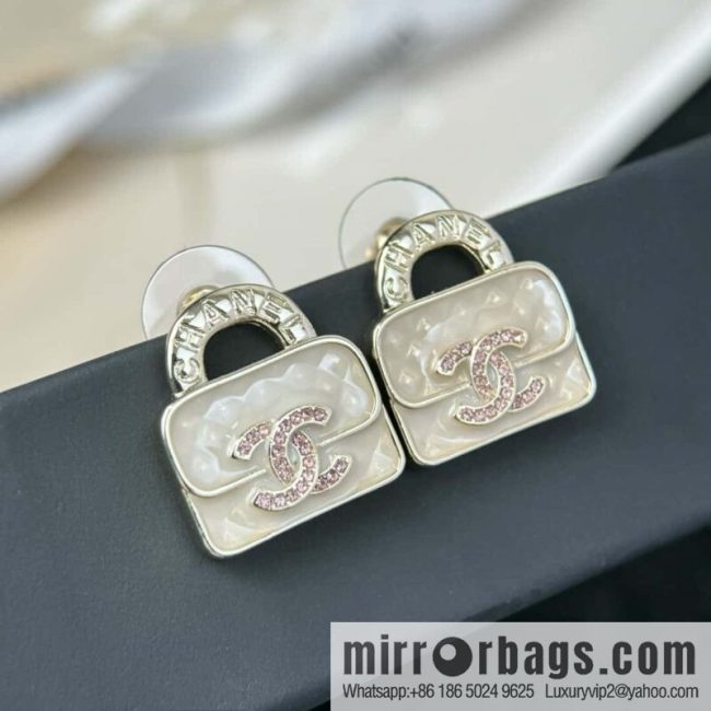 ❗️New ❗️☀️ new ☑️ chanel c1 double c diamond bag 👜 earrings ☀️