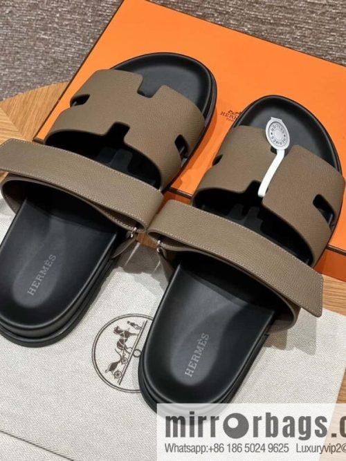 HERMES 180 CHYPRE SANDAL uncle shoes, palm print/Epsom elephant gray/18/Etoupe