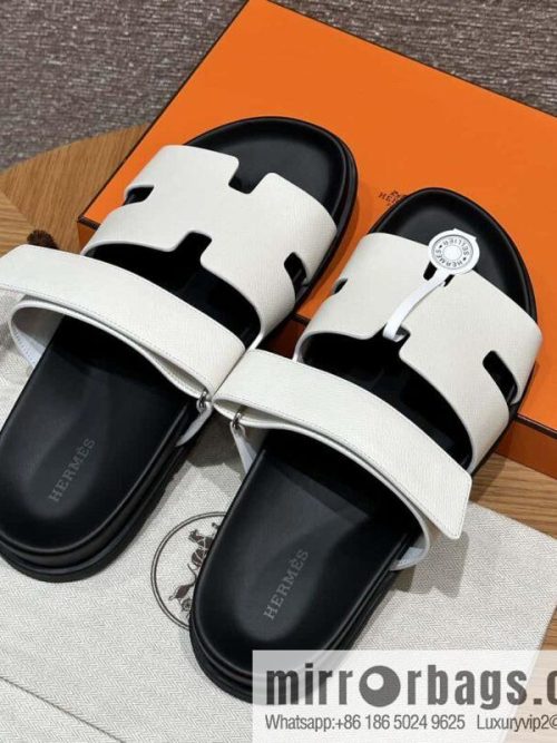 HERMES 180 CHYPRE SANDAL uncle shoes, palm print/Epsom pure white/Blanc