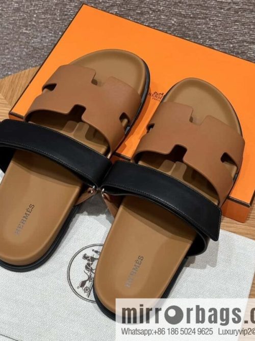 HERMES 180 CHYPRE SANDAL uncle shoes, lambskin/Natural lambskin lininh/Naturel/black/89/Black