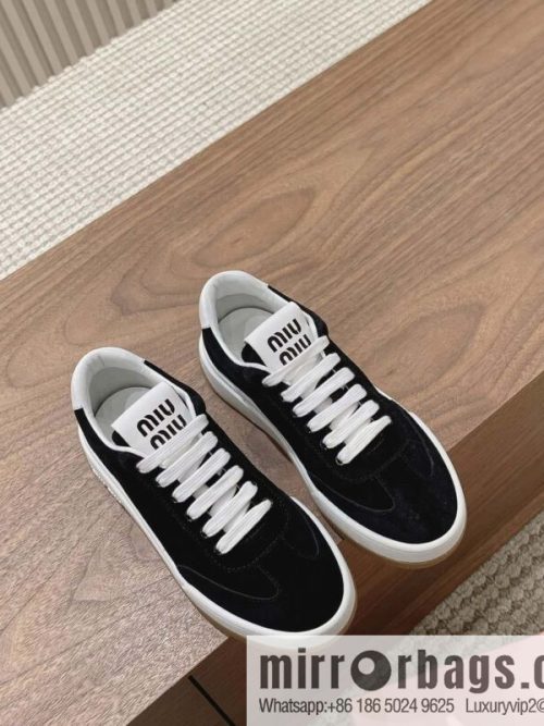 Miumiu ss24 new arrival~ miu\'s 2024 early spring new lace-up casual shoes, this lace-up casual shoes