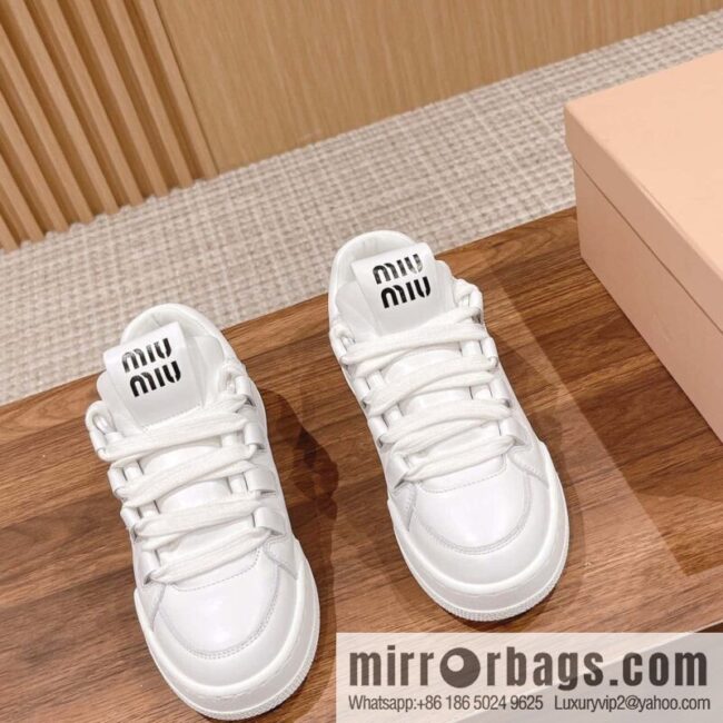 wsxc1720365407267_0-800x800qukyo4r4s5t40065_20250626055757.jpg MIUMIU Miao Miao 2023 new American dirty shoes, the latest catwalk sports little white shoes in early spring