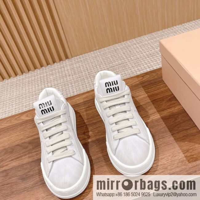 wsxc1720365412712_0-800x800m10yh3wxk1440043_20250626055719.jpg MIUMIU Miao Miao 2023 new American dirty shoes, the latest catwalk sports little white shoes in early spring