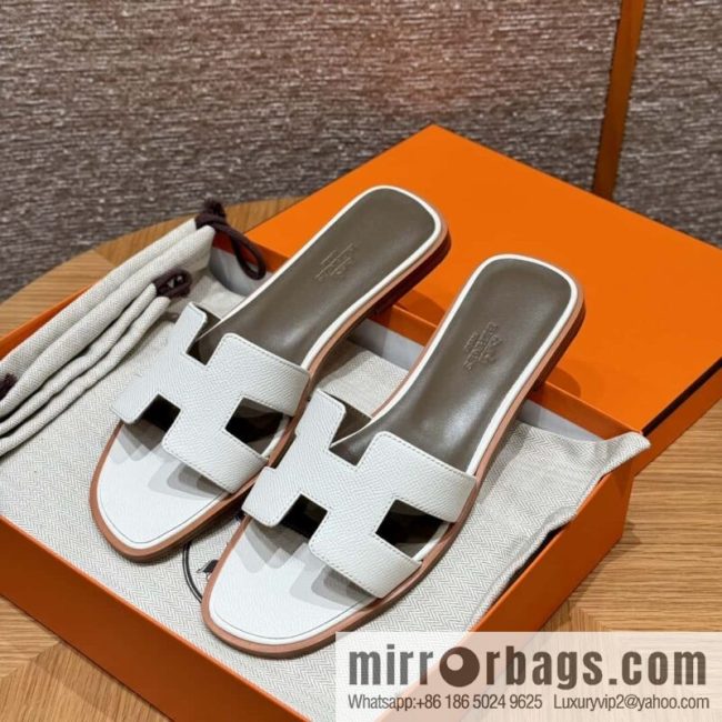 HERMES 181 Oran Slippers 01/Blanc/Pure White Epsom/Palmprint